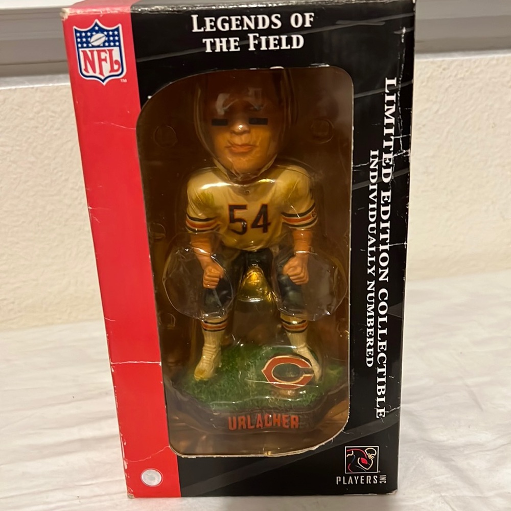Brian Urlacher Bears Limited Edition "Legends of the Field" Bobbin Head/Bobbing